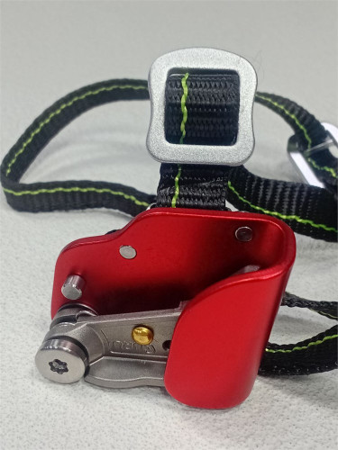  Зажим ножной Guru Glide right в Сочи  